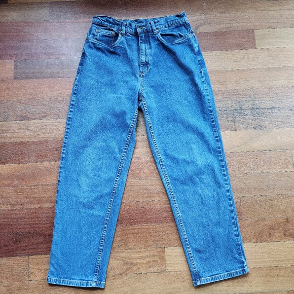 L.L. Bean Medium Wash High Rise Relaxed Fit Jeans Size 10 Petite - Picture 1 of 16